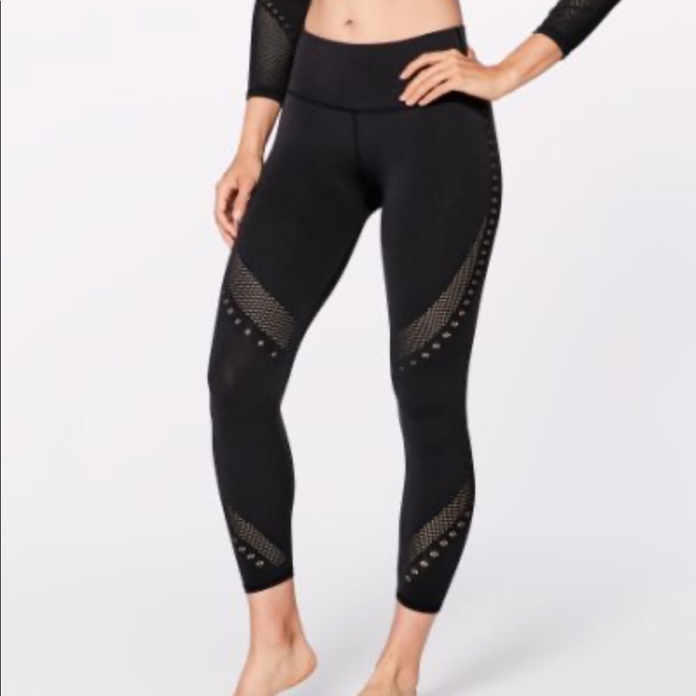 Lululemon Reveal Tight Black Leggings